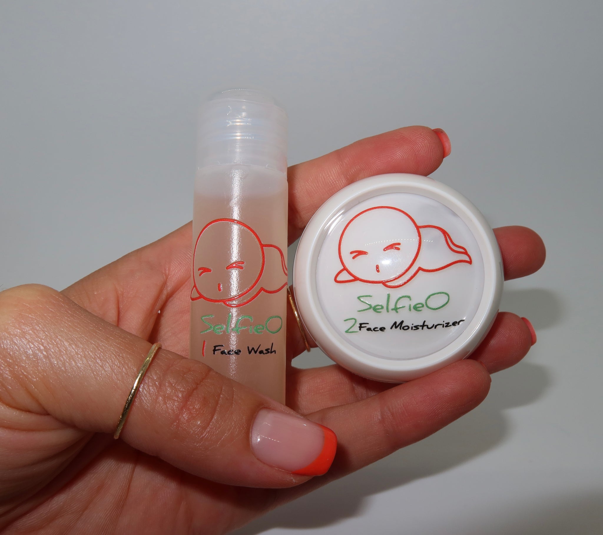 Face Wash & Moisturizer Small kit